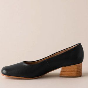 Huma Blanco Luisa low heels, Size 40